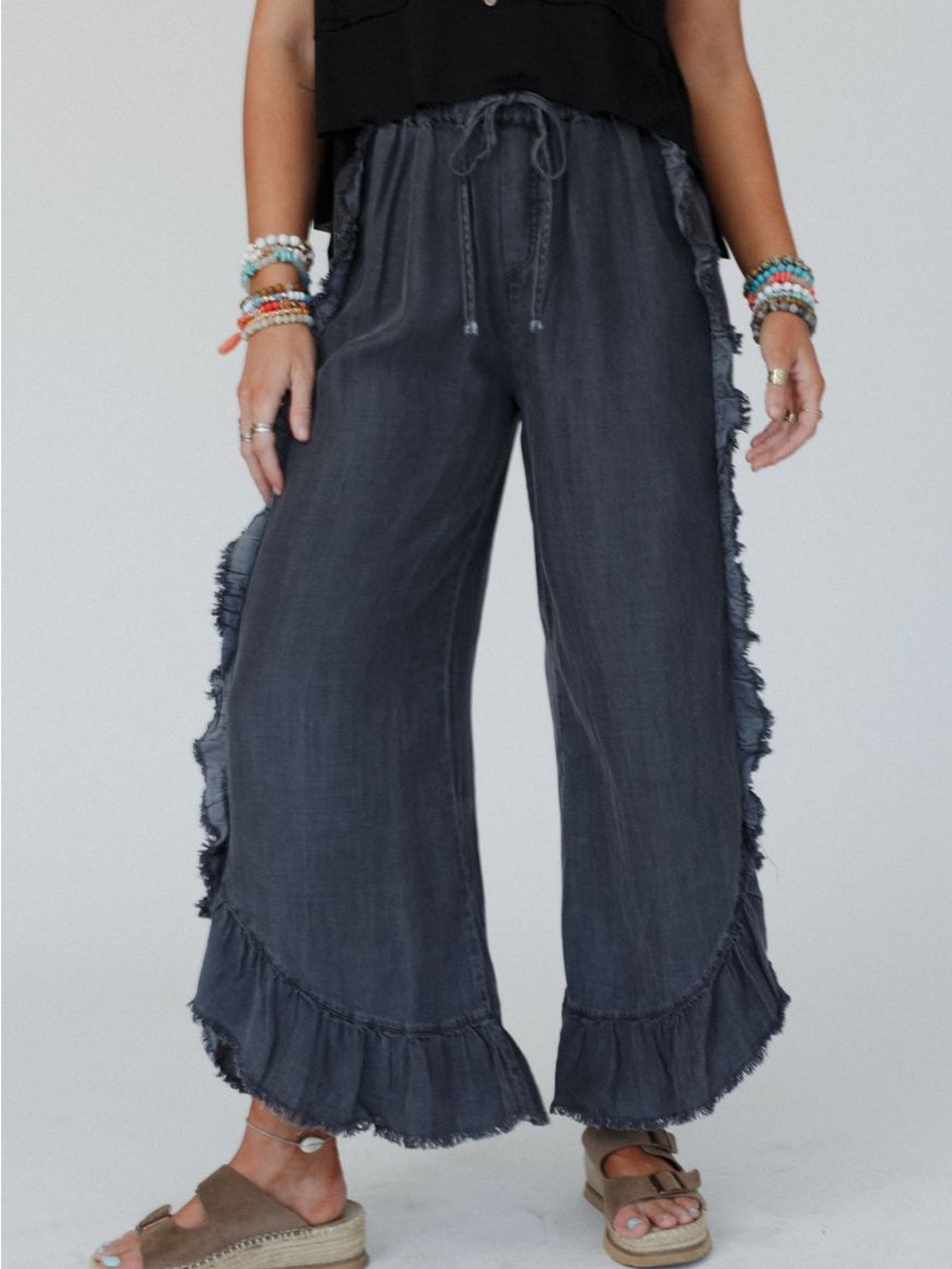 NWT Easel Boho Wide-Leg Mineral Wash Ruffle Pants - Charcoal